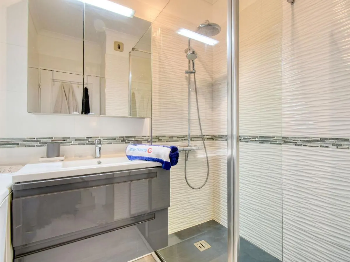 Apartment Residence Les Cariatides By Interhome Frejus